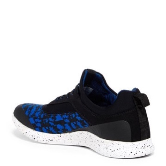 🔥 Steve Madden Camper Knit Sneaker NWT - Picture 2 of 5